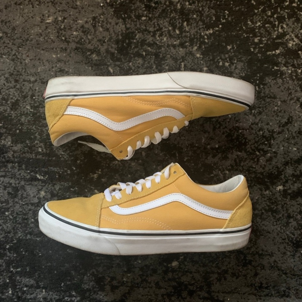 SOLD✨HPx2✨vans yellow old skool sneakers